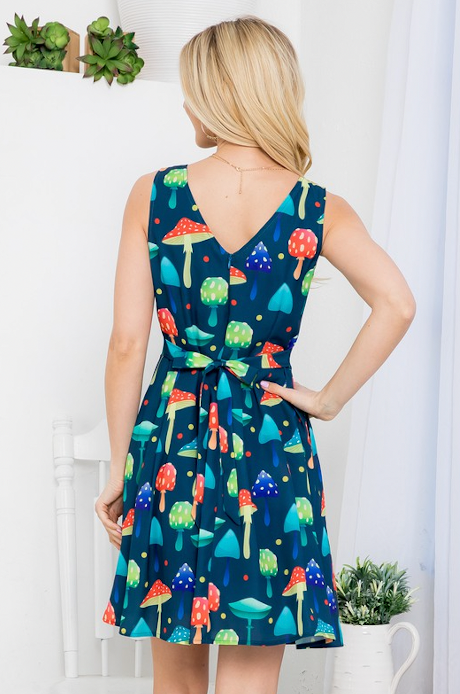 COLORFUL MUSHROOM PRINT DRESS WITH POCKET AND TIE BACK