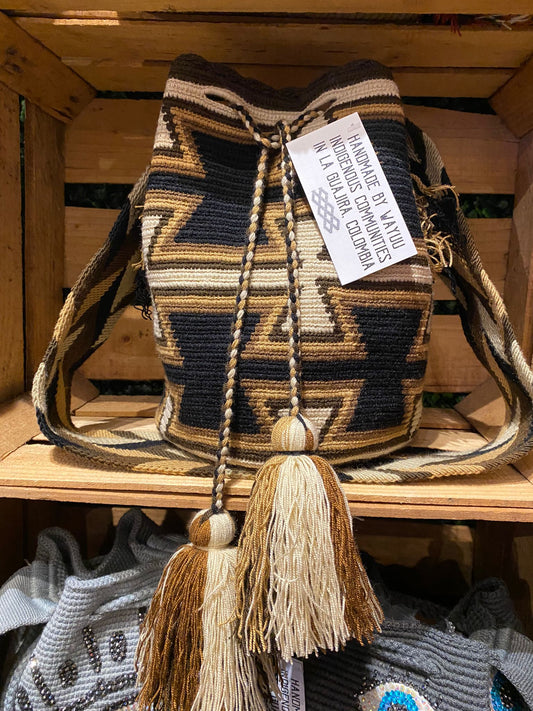 Brown wayuu bag